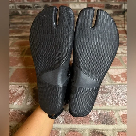 NEW Reefer Boot Ultimate Foot Protection 1.5mm Split Toe Water Shoes Size 9